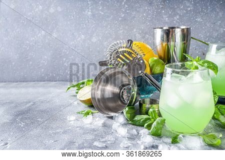 Basil Smash Gin Cocktail