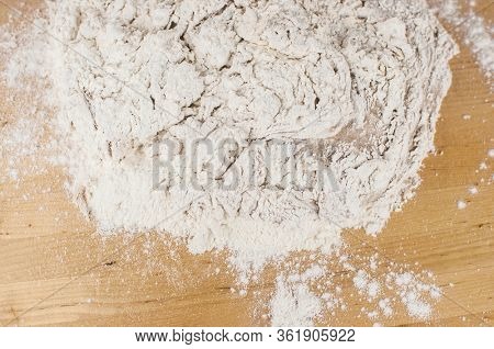 close up active fermentation of bread starter. 