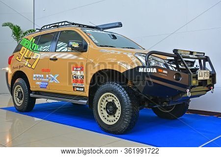 Pasay, Ph - Nov 30 - Isuzu Mu-x At Manila Auto Salon Car Show On November 30, 2017 In Pasay, Philipp