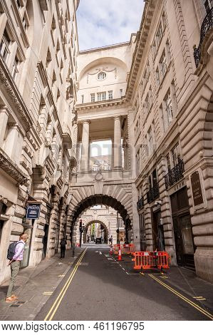 London, Uk - August 22, 2022: Along Air Street In London Connecting Picadilly And Regent Street.