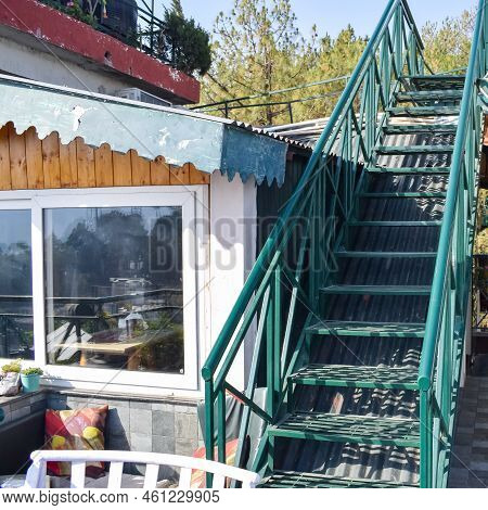 Early Morning View Of Modern Rooftop Restaurant At Kasauli, Himachal Pradesh In India, View Of Mount