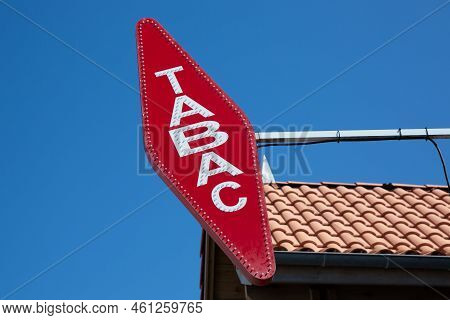 Bordeaux , Aquitaine  France - 08 31 2022 : Tabac French Red Shop Facade Tobacco Sign Brand With Fre
