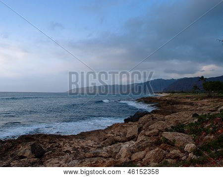 Onda incidente a Kea'au Beach Park la costa ovest di Oahu
