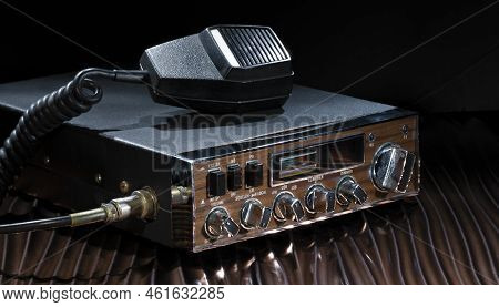 Radio And Microphone With Sideband Operation On A Wavy Surface