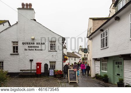 Hawkshead, Cumbria, Uk, 15 August 2018 - Facade Of A White Buildings In The Village Of Hawkshead In 