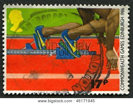 UK - cca 1986: Známka vytištěna v UK ukazuje obrázek atletiky - třinácté Hry Commonwealthu,