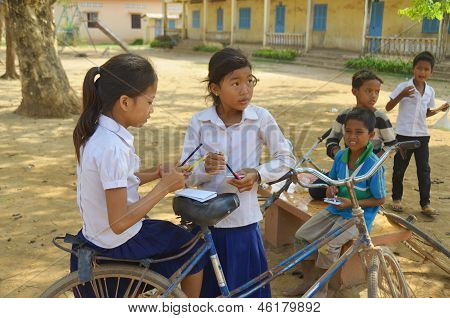 เด็กถนน