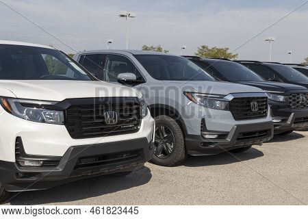 Fishers - Circa September 2022: Honda Ridgeline Display At A Dealership. Honda Offers The Ridgeline 