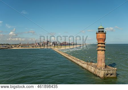 Europe, France, Dunkerque - July 9, 2022: Landscape, Feu De Saint Pol Light Tower On Its Pier At Ent