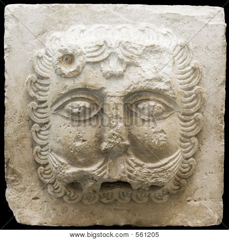 Bas-relief สิงห์บนก้อนหินสีขาว