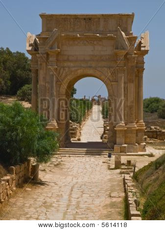 Porta di Tha