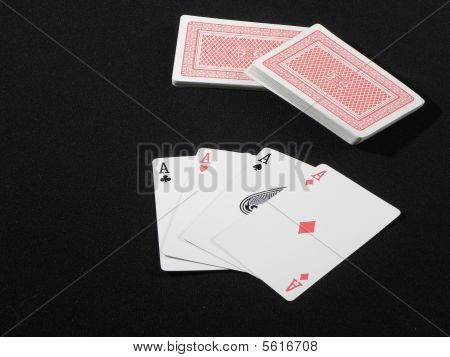 Schnitt Deck von Karten mit aces