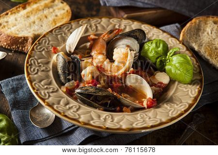 Homemade Italian Seafood Cioppino