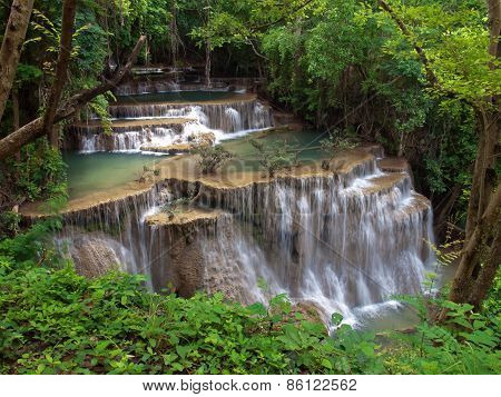 Huay Mae Kamin Waterfall
