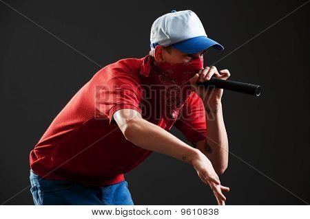Rapper s mikrofonem