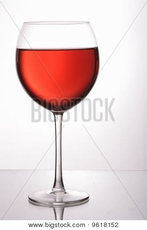레드 와인의 유리