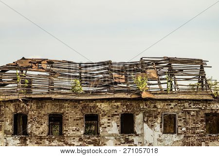 Old Damaged Rafter Roof Abandoned Dilapidated Residential Building