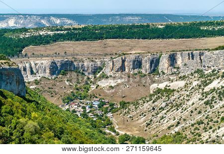Biyuk-ashlama-dere Gorge In Bakhchisarai, Crimean Mountains, Europe