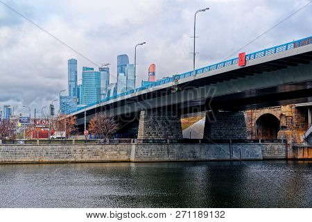 Panoramic View Of The Moscow River, Krasnoluzhsky Railway Bridge, Berezhkovskaya Embankment, Lastoch
