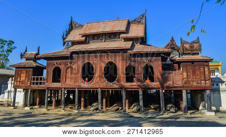 Shwe Yan Pyay Monastery (nyaungshwe)