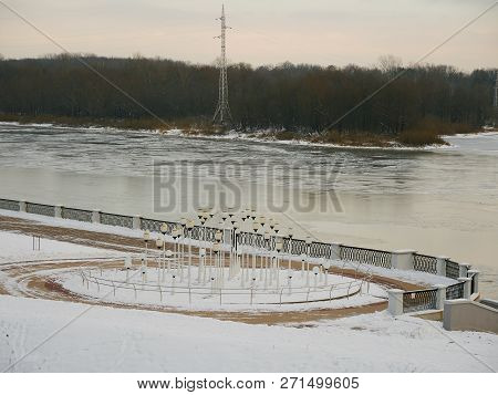 Gomel, Belarus - November 28, 2018: Panoramic View Of The Embankment In Winter.