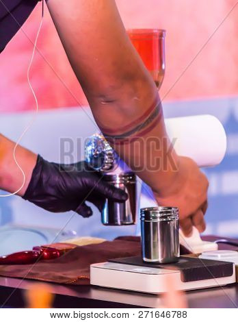 Showcase Syphon Coffee Maker By Syphonist.