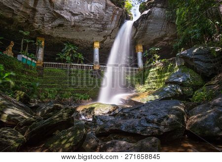 Wat Tham Heo Sin Chai The Amazing Natural Attraction Place In Ubon Ratchathani Province Of Thailand.