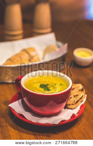 New Zealand Seafood Chowder Cloudy Bay Clams, Mussels, Prawns, Fish