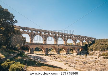 Pont Du Gard Is - Ancient Roman Aqueduct On The Gardon River - Vers-pont-du-gard In Southern France