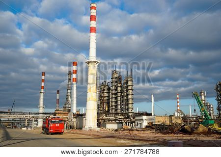 Disposal Of The Technological Installation For The Manufacture Of Light Oil Products At A Refinery I