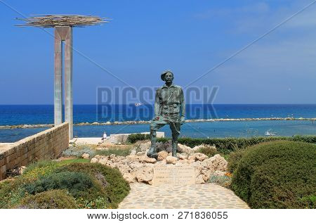 Chlorakas Village, Paphos District, Cyprus, May 16th, 2014: Monument Of Memory And Honour Of The Eok