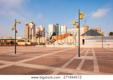 Ashdod, Israel - May 09, 2012: The Squаrе Near Museum Of Art That Is Located In The Center Of Ashdod