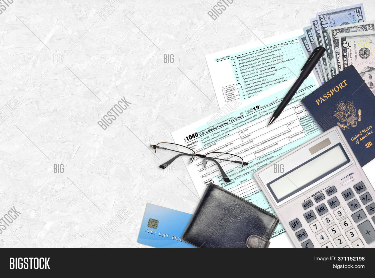 Irs Form 1040 Image & Photo (Free Trial) | Bigstock
