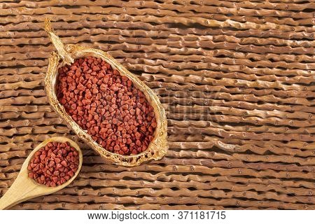 Organic Achiote Seeds - Bixa Orellana. Text Space