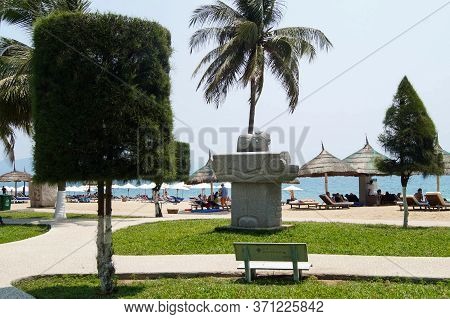 Nha Trang, Vietnam - April 8, 2016: Street Art For Square Trees