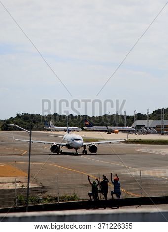 Salvador, Bahia / Brazil - November 7, 2019: Embraer Of Azul Linhas Aereas Is Seen During The Moveme