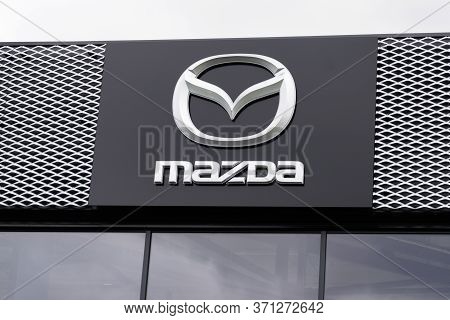 Bordeaux , Aquitaine / France - 10 02 2019 : Car Sign Logo Store Mazda Automobile Dealership Shop Ja