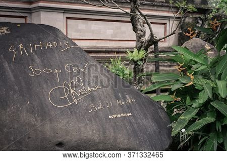 Bali, Indonesia - January 12, 2018: Stones Autographed By Famous People On Territory Of Rudana Art M