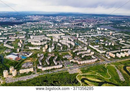 View From The Height Of The Houses And Loshitsky Park In A Residential Area Of Minsk, Spring Loshits