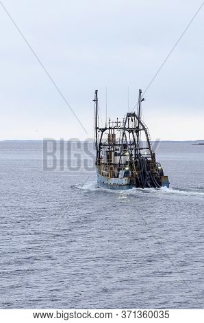 New Bedford, Massachusetts, Usa - April 8, 2018: Clammer Lori Ann, Hailing Port  Cape May, Nj, On He