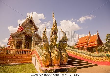 Thailand Tak Wat Klang Suan Dok Mai Temple