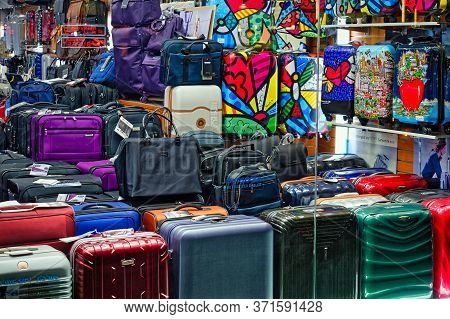 New York City, Usa - December 2, 2017: Large Number Of Various Samsonite Suitcases And Bags Can Be S