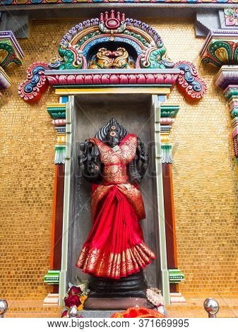Wat Yannawa Bangkok, Thailand -16 October 2018;wat Yannawa, Royal Monastery Located On The Chao Phra