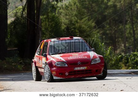 Pombal โปรตุเกส - 22 กันยายน: Octavio Nogueira ไดรฟ์ตัว S1600 Saxo ซีตรองระหว่างชุมนุมเซ็นโทรเดอ
