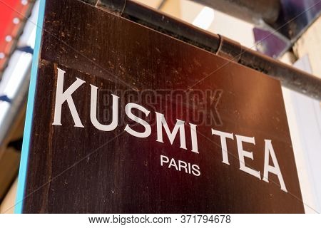 Bordeaux , Aquitaine / France - 10 17 2019 : Kusmi Tea Logo Sign Store In Shop Street Founded In Sai