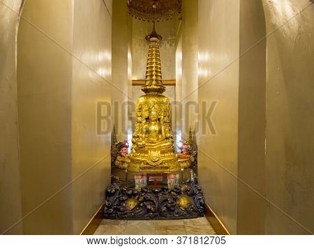 Golden Mountain (phu Khao Tong) Bangkok Thailand-28 November 2018:the Construction Began At The Smal