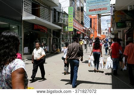 Vitoria Da Conquista, Bahia / Brazil - October 31, 2011: People Are Seen In The Shopping Center Of T