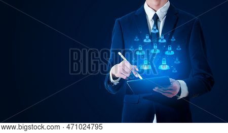 Hacking A Phishing Mobile Phone With A Password In Order To Gain Access To A Smartphone, Internet Se
