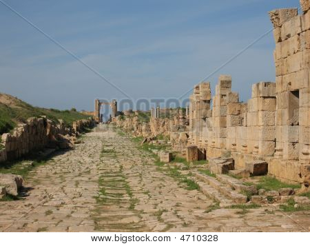 Silnice v Histiry