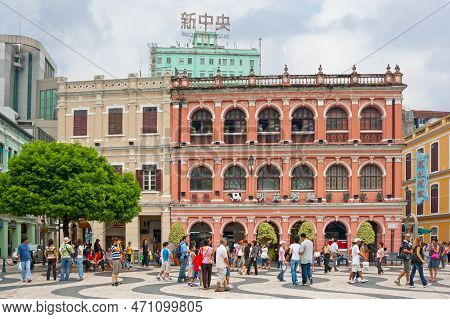 Macao, China - August 16 2007: The Senado Square, Or Senate Square (portuguese: Largo Do Senado; Chi